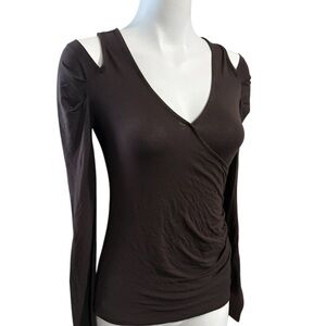 VENUS Dark Brown Long Sleeve V-Neck Top, Cold Shoulder, size Small